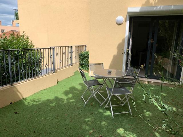 Les Volets Bleus Apartamento Nice Exterior foto